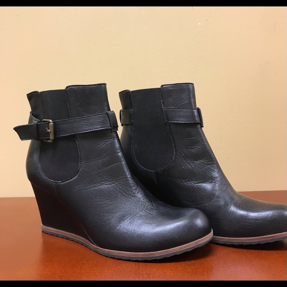 14th & Union Wedge Ankle Boots